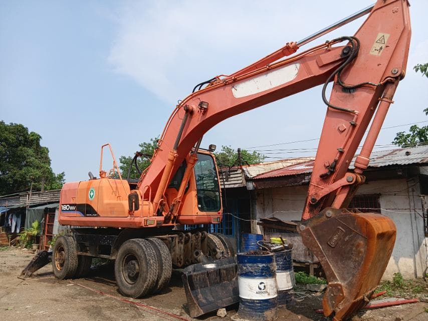 Doosan Hydraulic Excavator