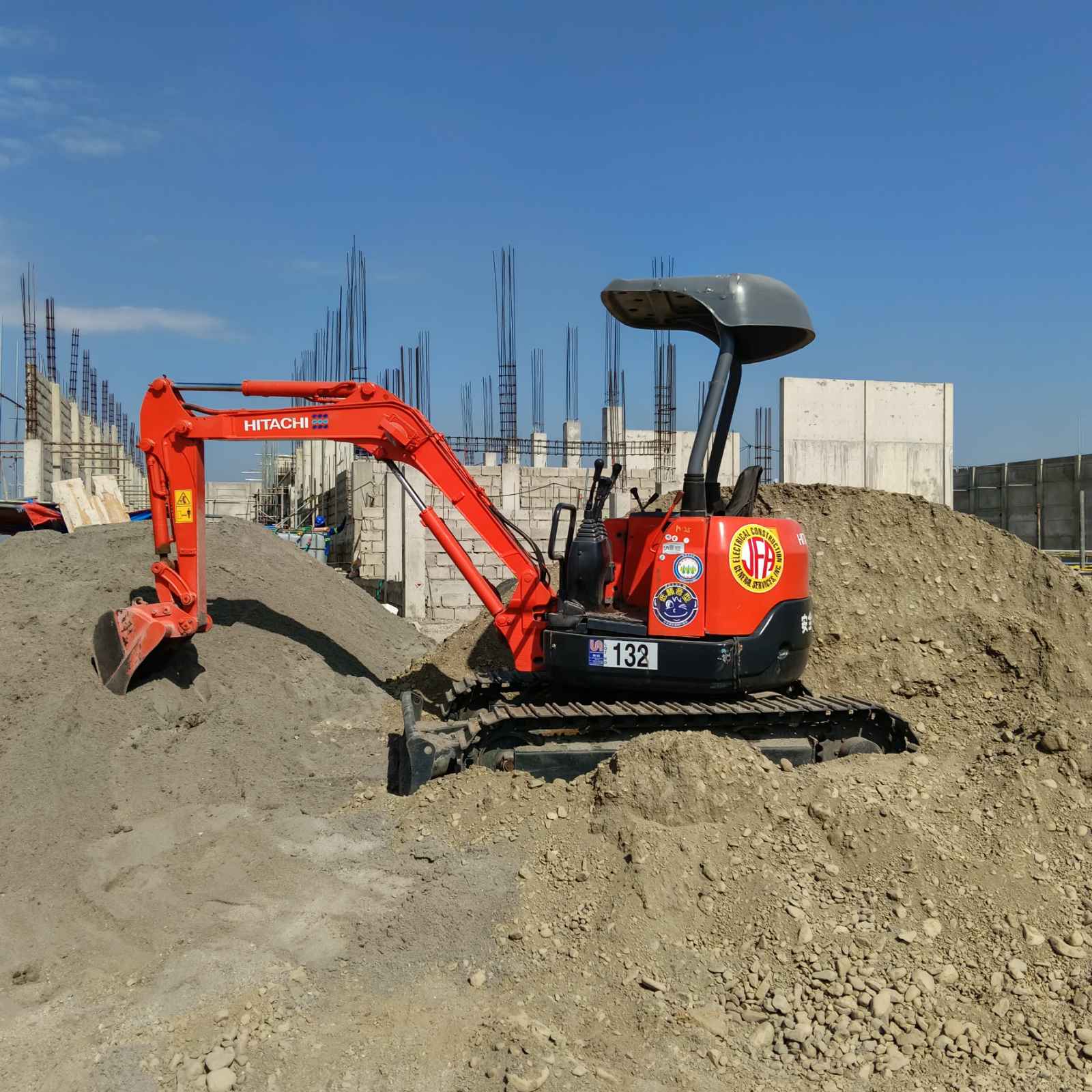 Hitachi EX20U Hydraulic Excavator