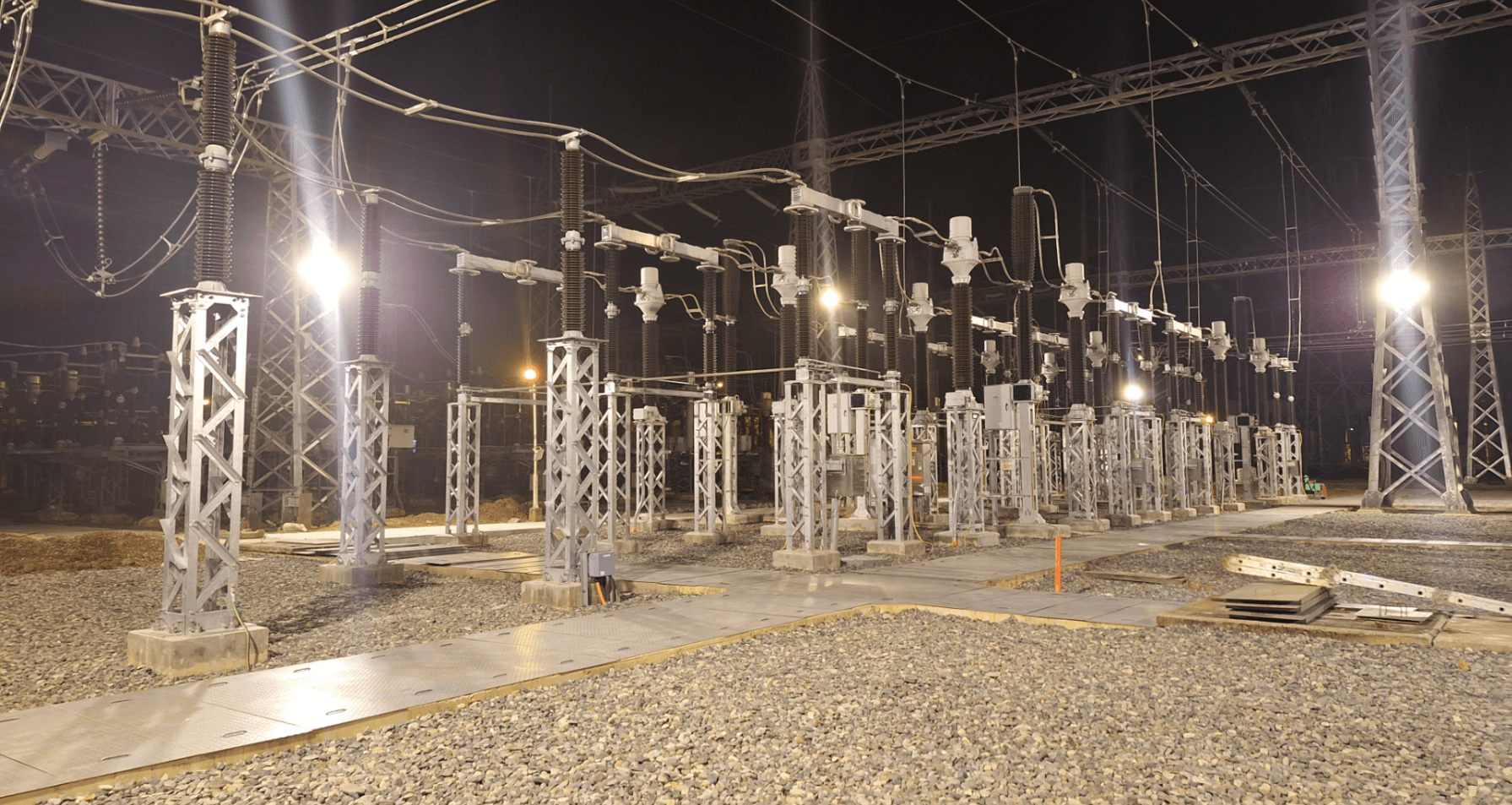 Switchyard HV Equipment Installation Aerial Buswork and OHGW Grounding and Lighting Installation thumbnail 8